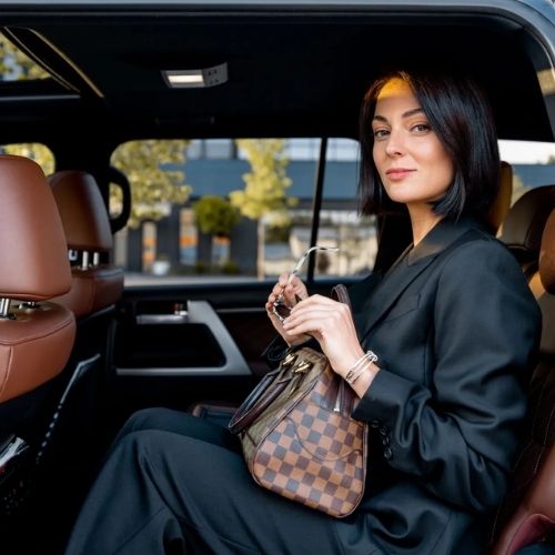 corporate travel tomas limo 7